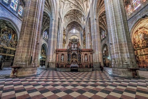 Skip the Line Admission Ticket to Cathedral of Segovia