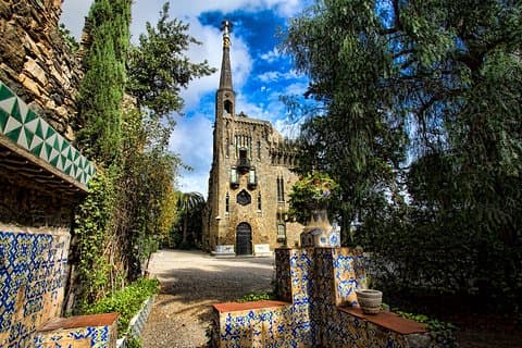 Barcelona Torre Bellesguard Entrance Ticket Including Audio Guide and Glass of Cava
