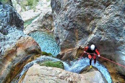 Rappeling