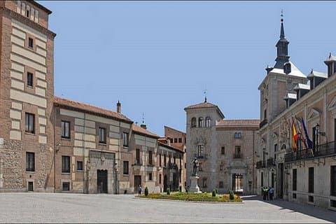 WALKING TOUR IN MADRID