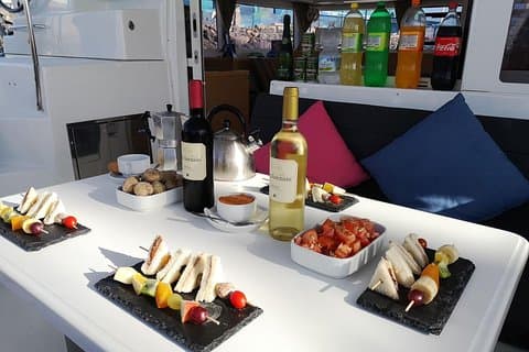 4-Hour Boat Trip to Isla de Lobos from Fuerteventura (Combo Deluxe)