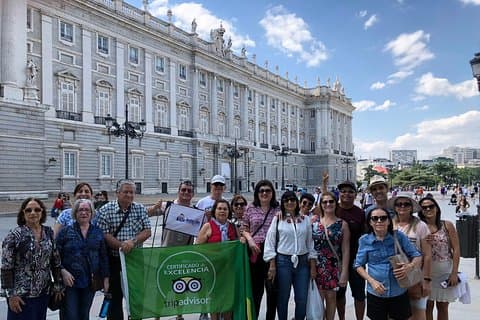 Walking tour around the center of Madrid