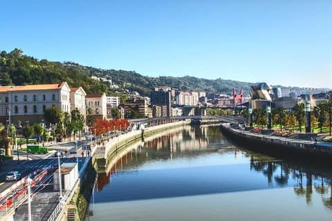 3-Day Bilbao package with boat ride, pintxos & Guggenheim Museum