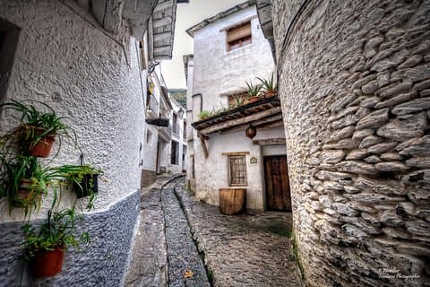 Premium Scenic Daytrip to Alpujarra Villages from Granada (Max 8)