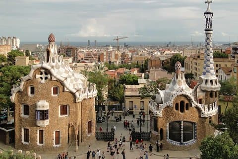 Sagrada Familia and Park Guell 4 hours Gaudi Tour in Barcelona