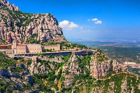 Montserrat best views in a private tour from Barcelona
