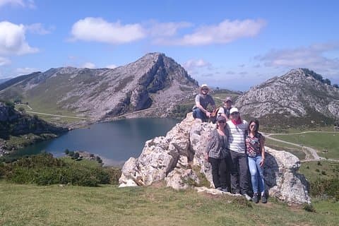 Enol lake from interlaced viewpoint