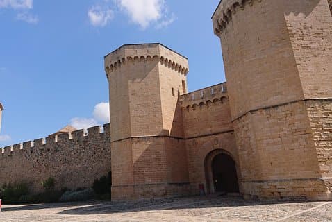 Tour monastery Poblet with hotel pickup
