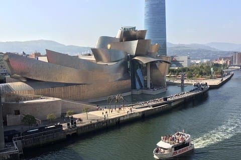 E-bike tour in Bilbao