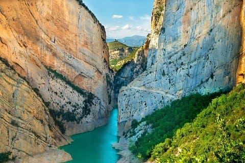 Private Tour Mont Rebei - Montsant - Private Tour (1 day) From Barcelona