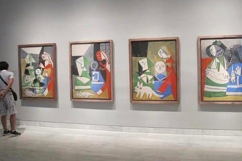 Picasso Museum & tapas at Art district Born private walking tour