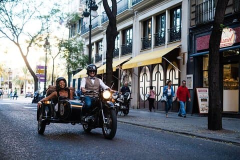 Private Vintage Sidecar Experience in Valencia with a Local Guide
