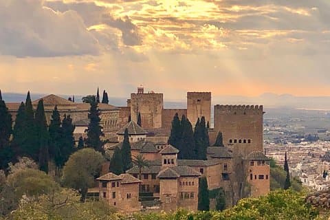 Wizyta z polskim przewodnikiem w Alhambra, Granada
