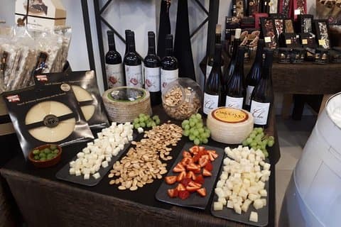 Marbella old town tour with Tapas and Wines
