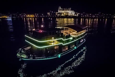 Night boat party Mallorca
