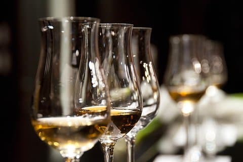 Total Alicante walking tour, tapas and wine tasting