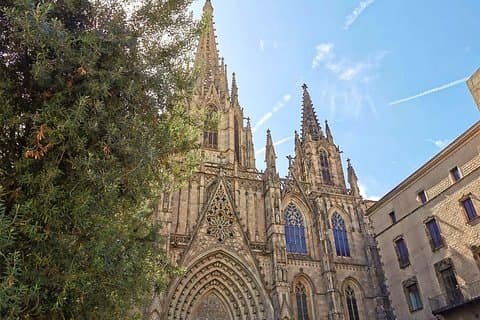 Gothic aera Barcelona private tour (2H) - Private guide