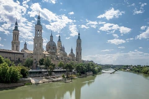 Zaragoza Heritage - Basilicas, Cathedrals & Historic Landmarks