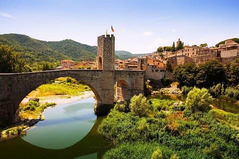 5-Day Best of Catalonia Self-Drive Tour from Barcelona