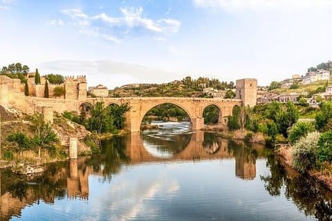 9-Day Heart of Spain Self-Drive Tour from Madrid