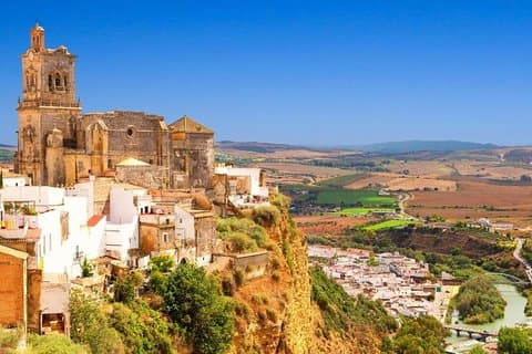 Private shore excursion and tour from Cadiz to ronda and Arcos