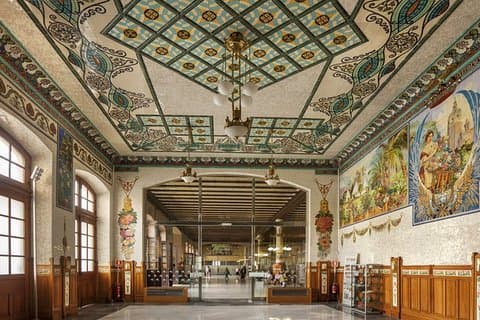 Essential Valencia: Local Culture and Gastronomy