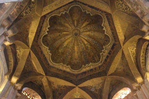 Visit Cathedral Mosque with official guide. Small groups