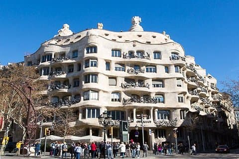 Private Tour to Barcelona + La Roca Village