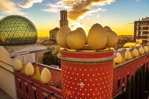 Dali Museum and Costa Brava Small Group Tour from Barcelona