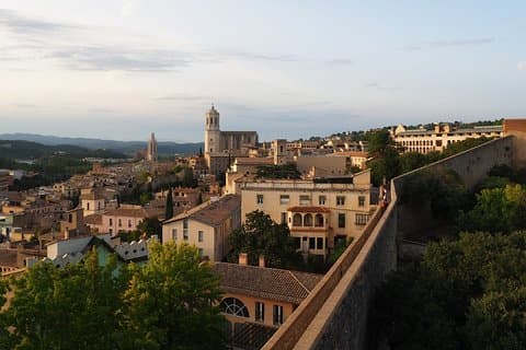 Girona city walls