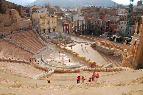 Private 4-hour walking tour of Cartagena with official tour guide