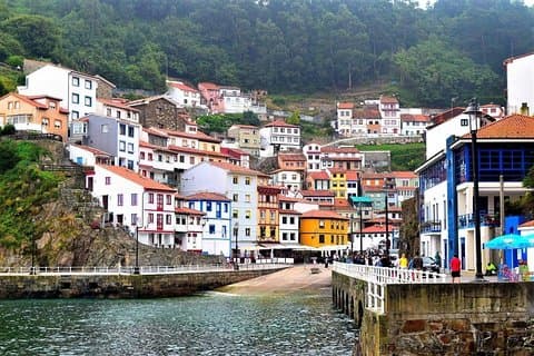 Full-Day Cudillero and Luarca Private Tour from Gijon