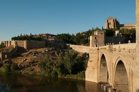 Romantic Toledo Private Walking Tour: Medieval Streets