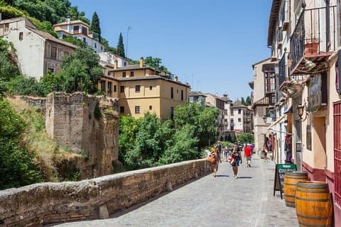Hike Granada's River Tour