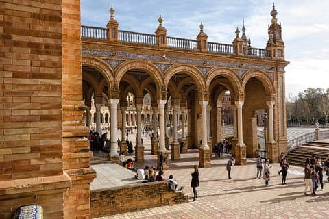 Private tour of the best of Seville - Sightseeing, Food & Culture with a local