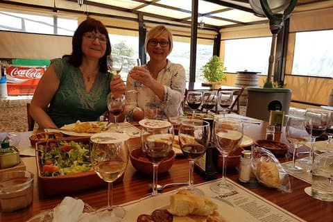e-Bike (Self-Guided) & Winery tour - 20km Easy