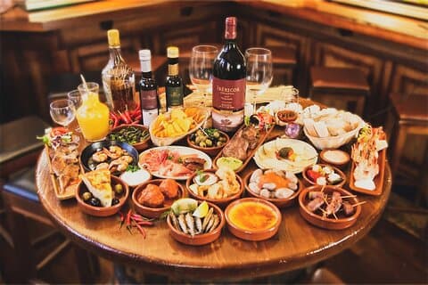 Barcelona Tapas & Wine Tour with a Private Local Guide