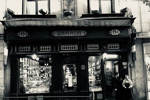 Private walking Tour: The oldest taverns of Madrid