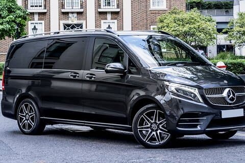 Arrival Transfer: Madrid Airport MAD to Madrid by Luxury Van