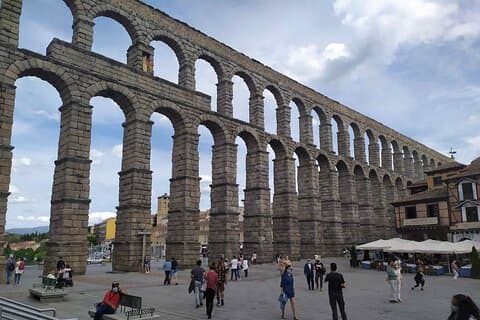 Segovia from the Aqueduct to the Alcazar: A Self-Guided Audio Tour