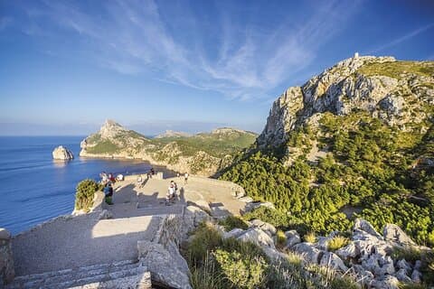 Scenic Guided Tour to Formentor and Alcúdia Local Market