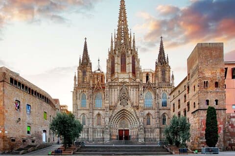 Full-Day Private Guided All Inclusive Barcelona Shore Excursion