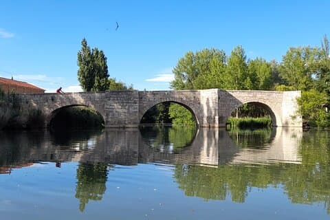 Double canoe trip along the Carrión River in Husillos