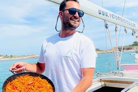 Private sailing with Paella and Tapas in Palma