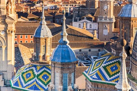 Zaragoza Self-Guided City Walking Tour & Scavenger Hunt