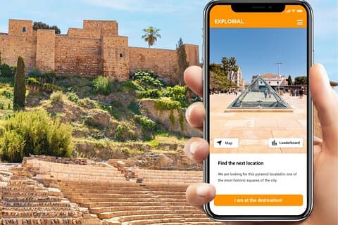 Malaga Self-Guided City Walking Tour & Scavenger Hunt