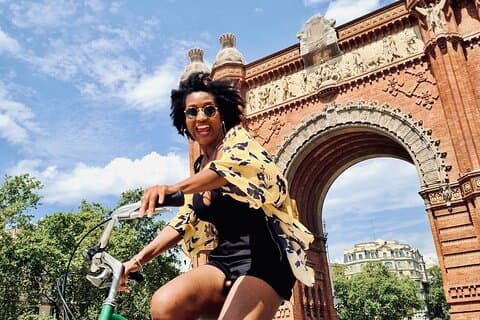 Sightseeing by Bike & Photo Shooting