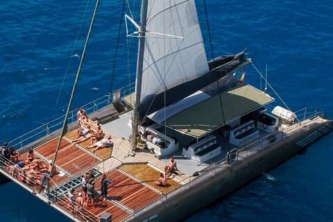 Fuerteventura: Day at Sea on a Sailing Catamaran with Lunch and Drinks