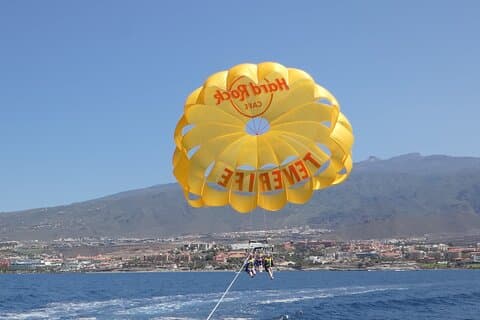 Parasailing flights on the Adeje Coast in Tenerife