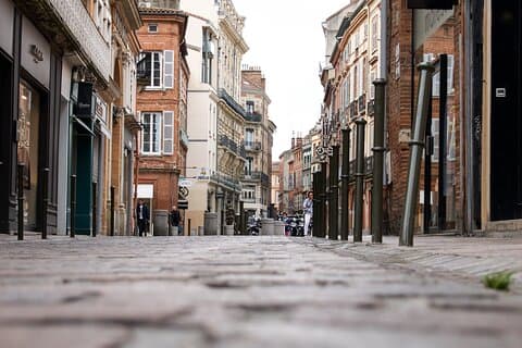 Private Direct Transfer From Barcelona to Toulouse